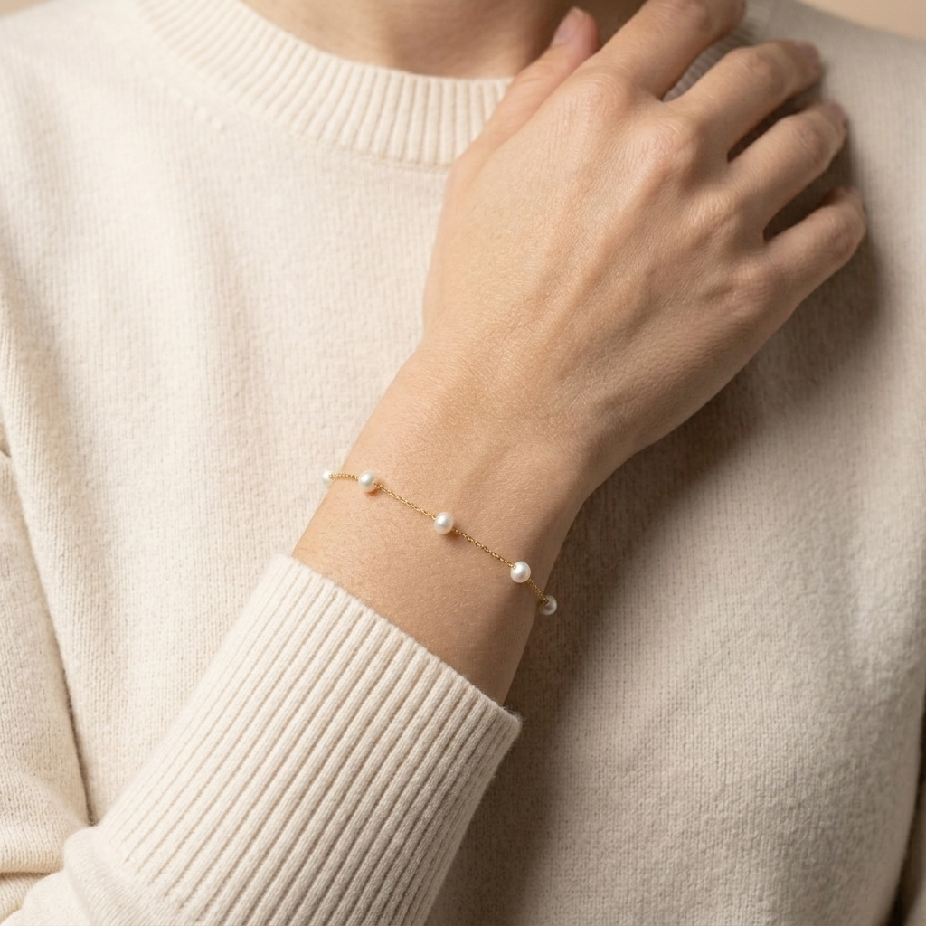 Alira Pearl Chain Bracelet